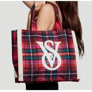Victoria’s Secret Tote